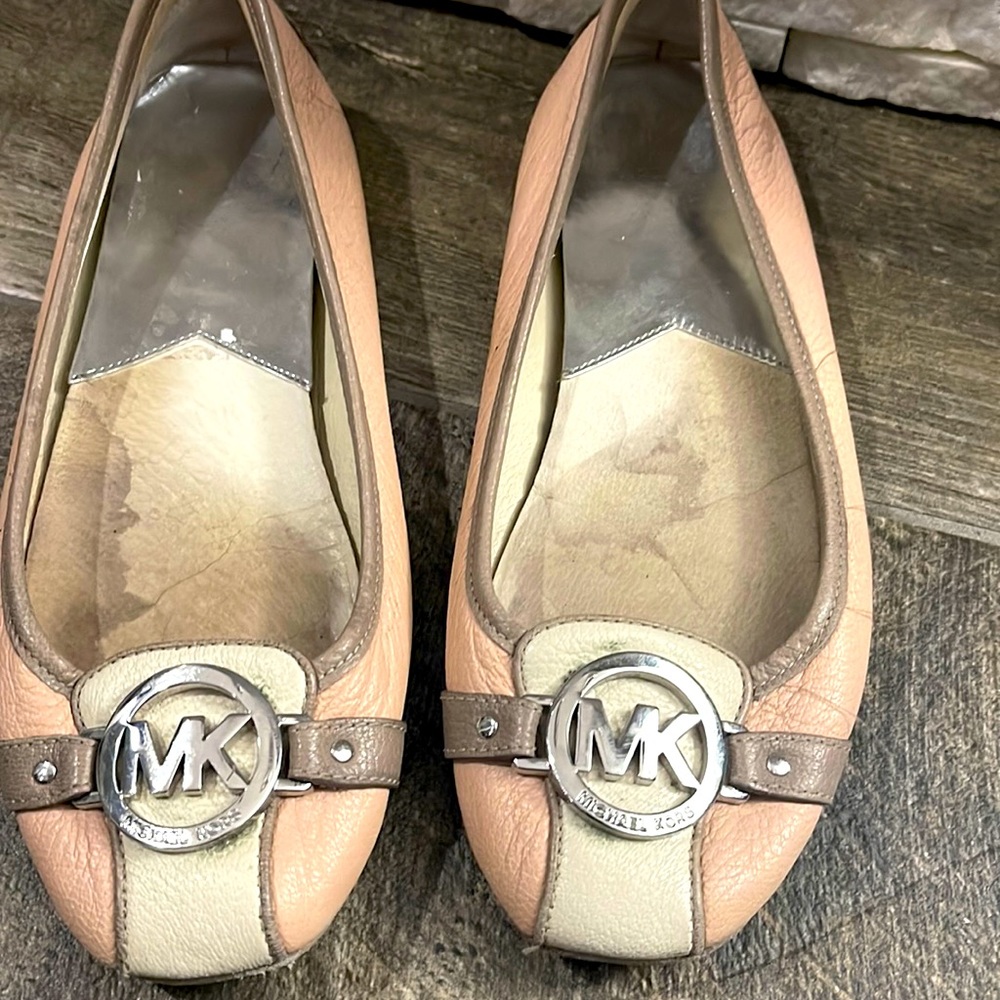 Michael Kors flats